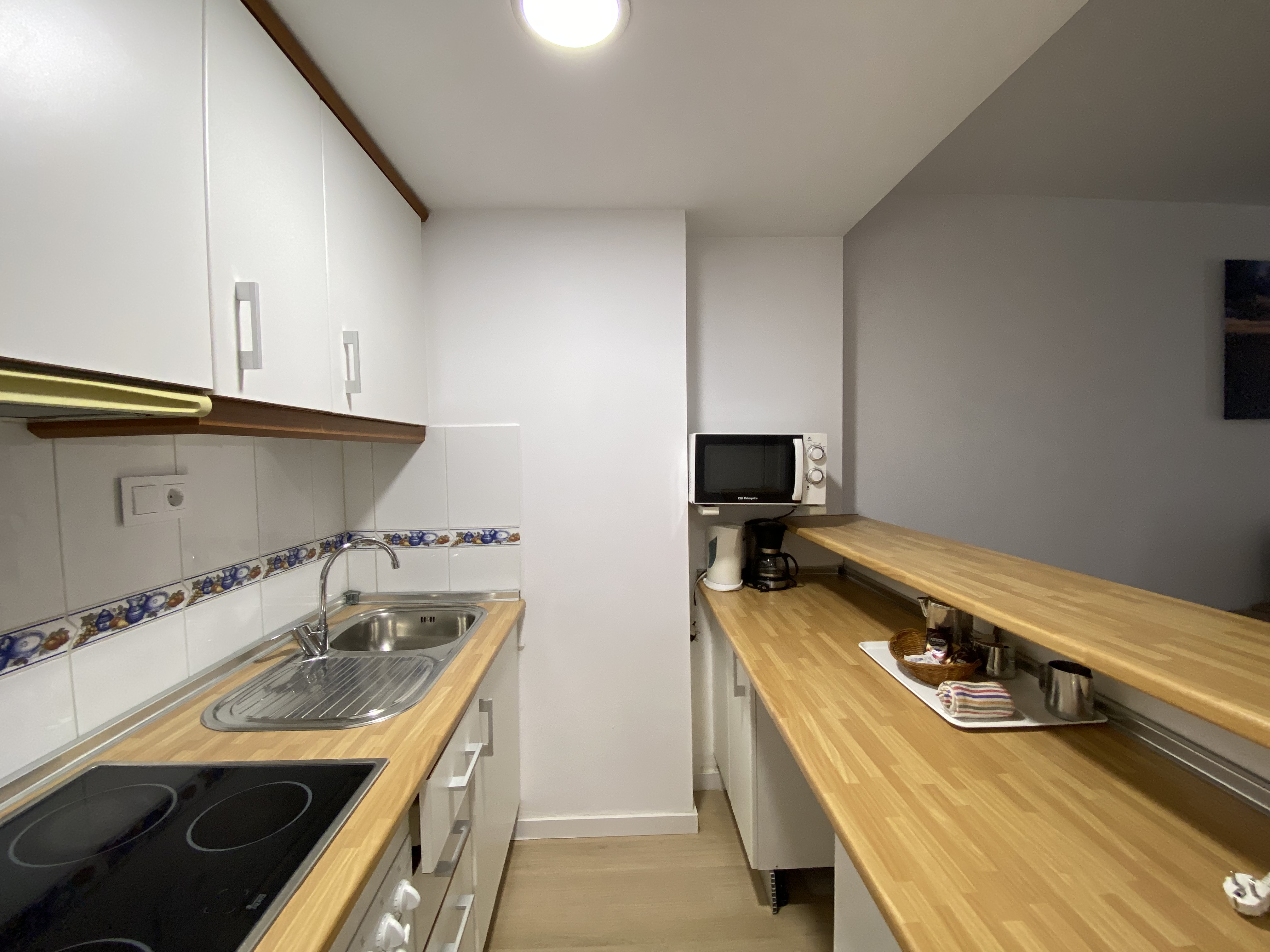 Resa estates for sale ibiza Port des Torrent kitchen 1.jpg